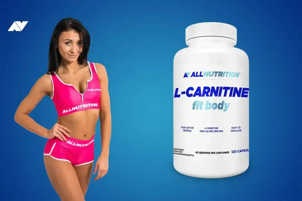 Sylwetka kobiety w sportowym stroju obok suplementu L-Carnitine 3000 Extreme Shot.